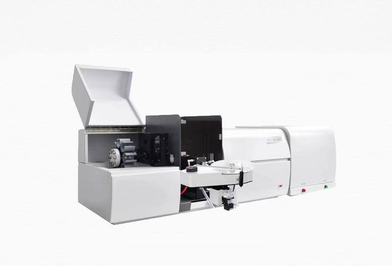 Fully automatic atomic absorption spectrometer